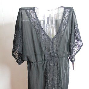 Women Black Lacy Crochet Swimsuit Cover-Up Large